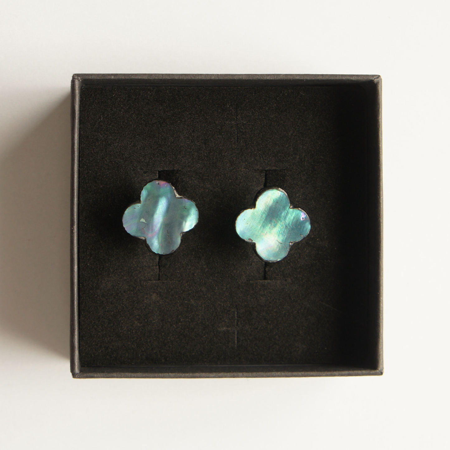 Raden Cufflinks "Pale Flower"