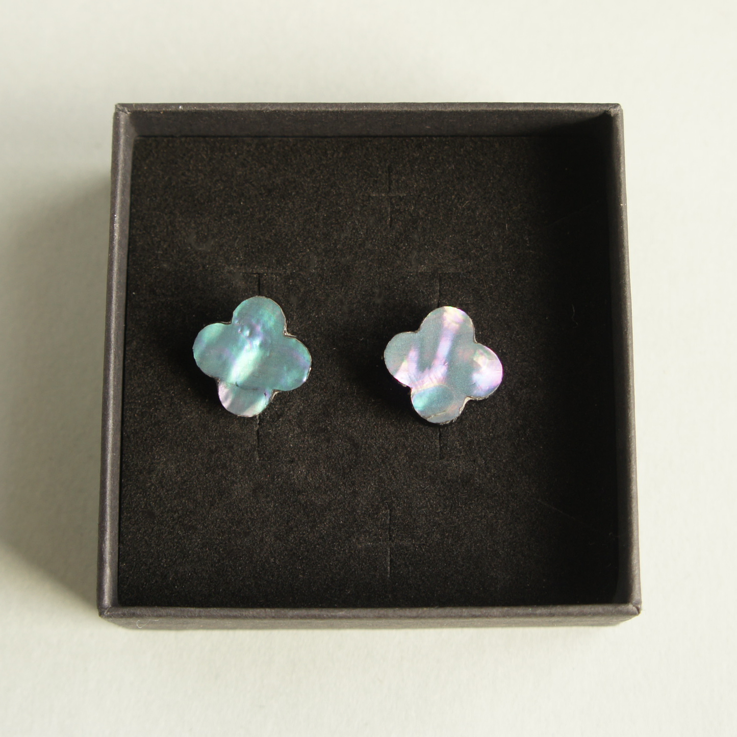 Raden Earrings "Usubana" Pierced/Clip-on Earrings