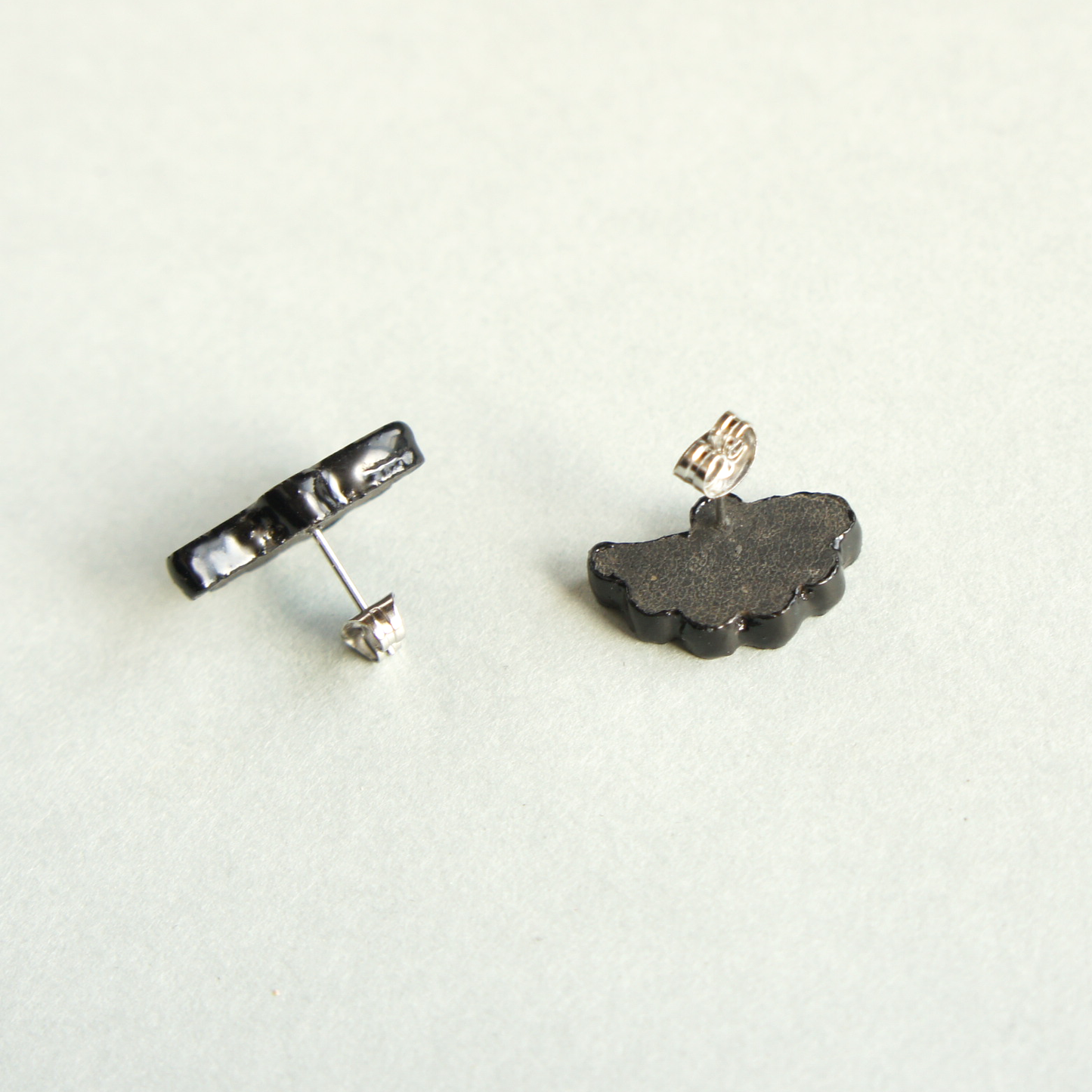 Mother-of-pearl earrings "Late Bloom, Swaying"
