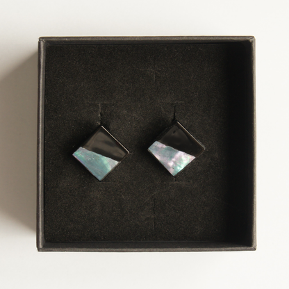 Raden Mother-of-pearl "Ice Fragment" Earrings