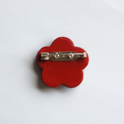 Raden Brooch "Uraraka" (Red)
