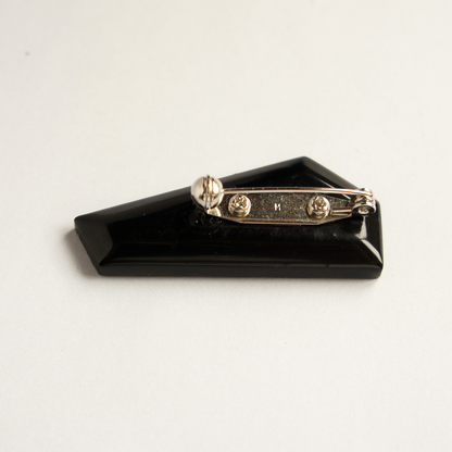 Mother-of-pearl brooch "Ame Arare"